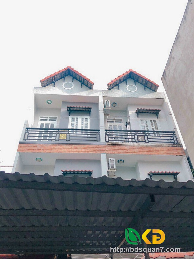 Bán nhà 2 lầu góc 2 mặt tiền HXH 2295 đường Huỳnh Tấn Phát KP7 Huyện Nhà Bè